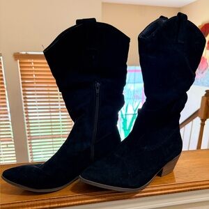 Universal Thread Suede Boots